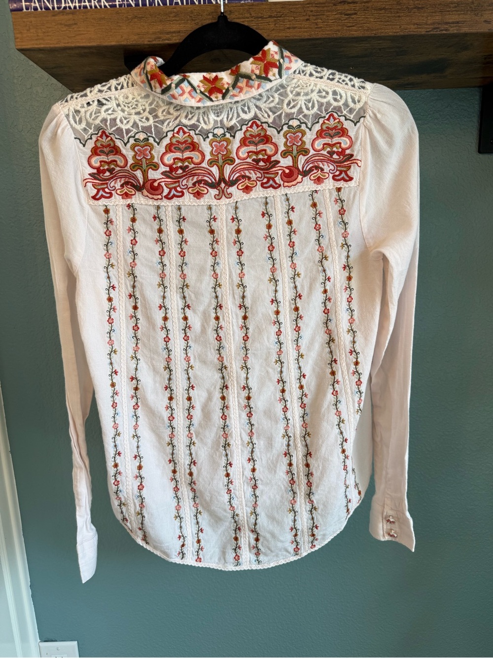 Akemi + Kin Anthropologie Embroidered Floral Lace Boho Button Down Top - Picture 3 of 6